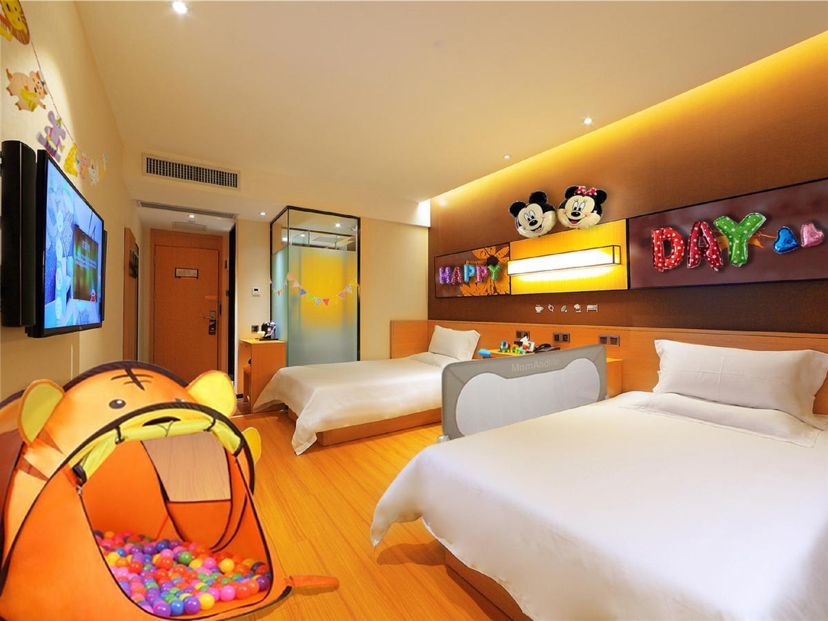 IU Hotel Hezhou Bus Terminal Buitenkant foto