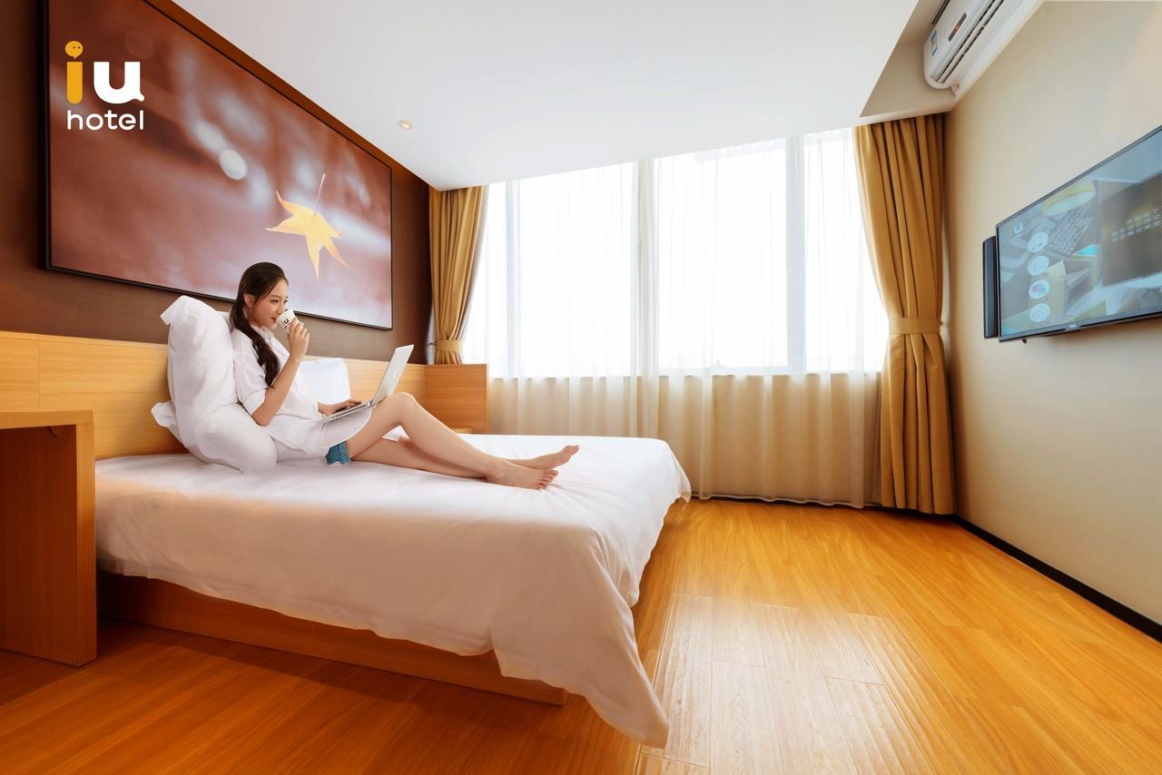 IU Hotel Hezhou Bus Terminal Buitenkant foto